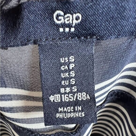 Gap navy and white natical stripe top size small - Picture 3 of 5